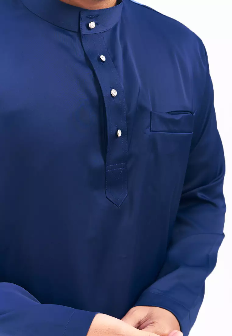 Elegant 3-Piece Set in Dark Blue - Image 2